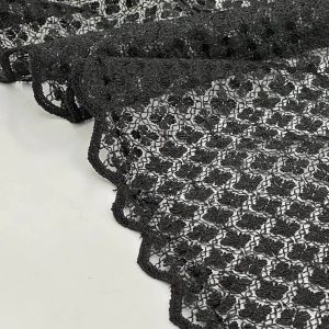 خرید پارچه تور مشکی طرح گل 4 پر