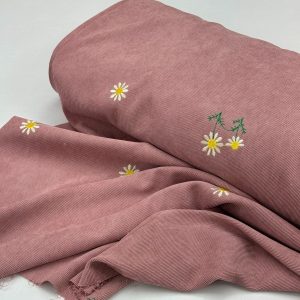 خرید پارچه مخمل کبریتی گلدوزی صورتی طرح بابونه