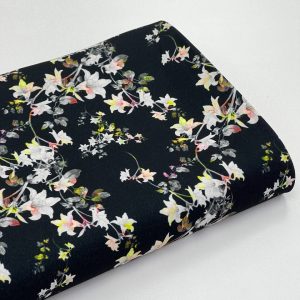 پارچه کرپ مشکی گل سفید