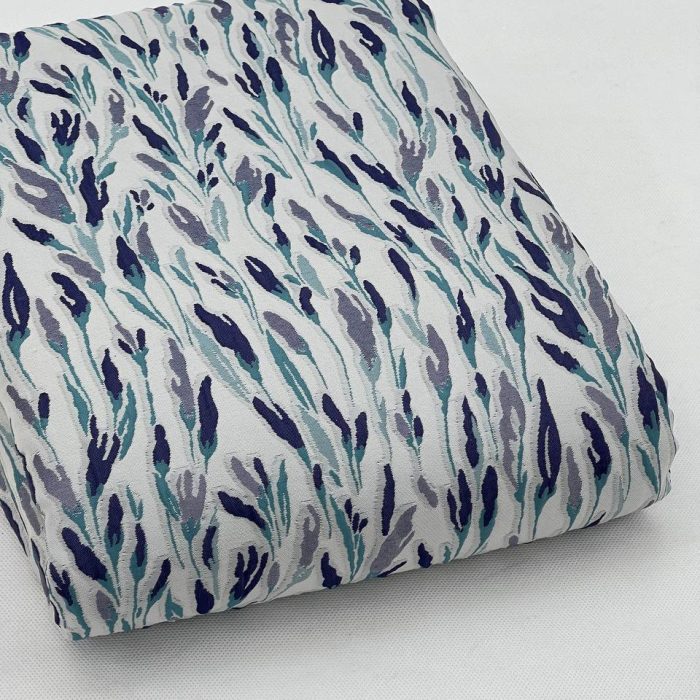 خرید پارچه ژاکارد طرح زنبقی آسمانی بنفش